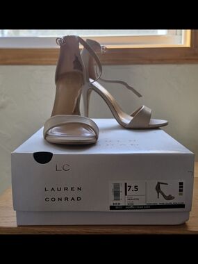 LC Lauren Conrad Nude Ankle-Strap Heeled Sandals